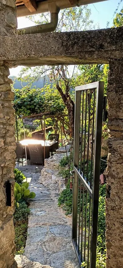 Rustico Lago Di Como B&B Barna