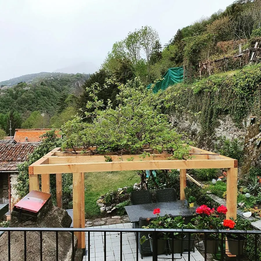 Rustico Lago Di Como B&B Barna 0*,